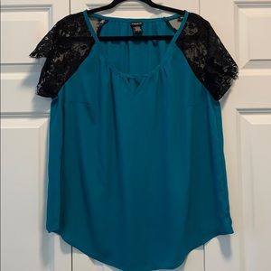 Lacey Blue/Black Torrid Blouse Size 1